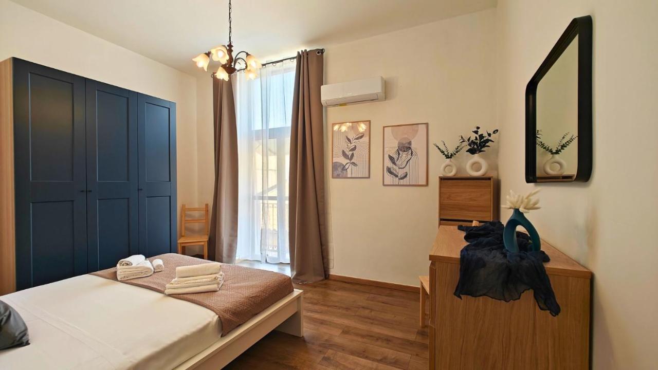 Marconi Hub Siracusa, appartamento moderno vicino ad Ortigia con Wifi e AC - Bed and Breakfast Syracuse