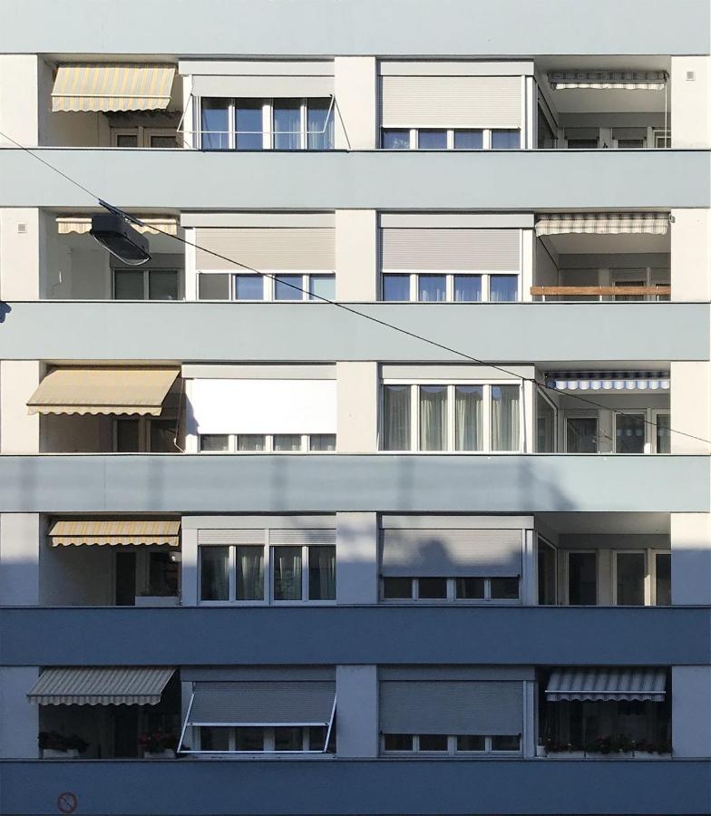 Modern 100m2, treadmill yoga matts, 2 balconies 5min to Main Station - 10min to City - B&B Basilea