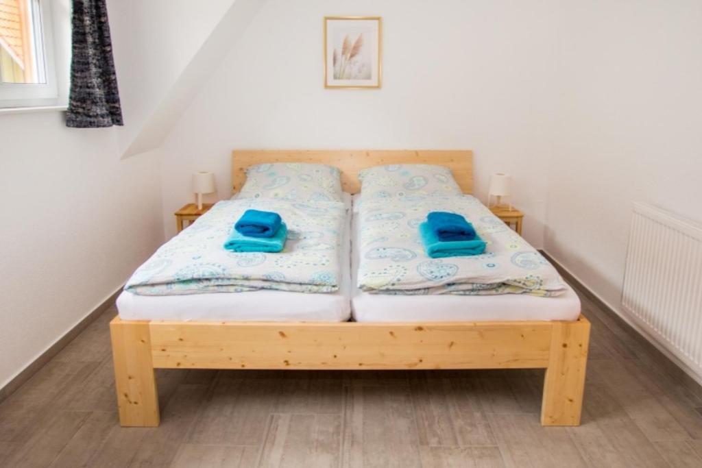 I 1-1 Ferienhäuser Ilsestein Doppelhaus, 100 qm, 3 Schlafzimmer - Chambres d'hôtes Ilsenburg