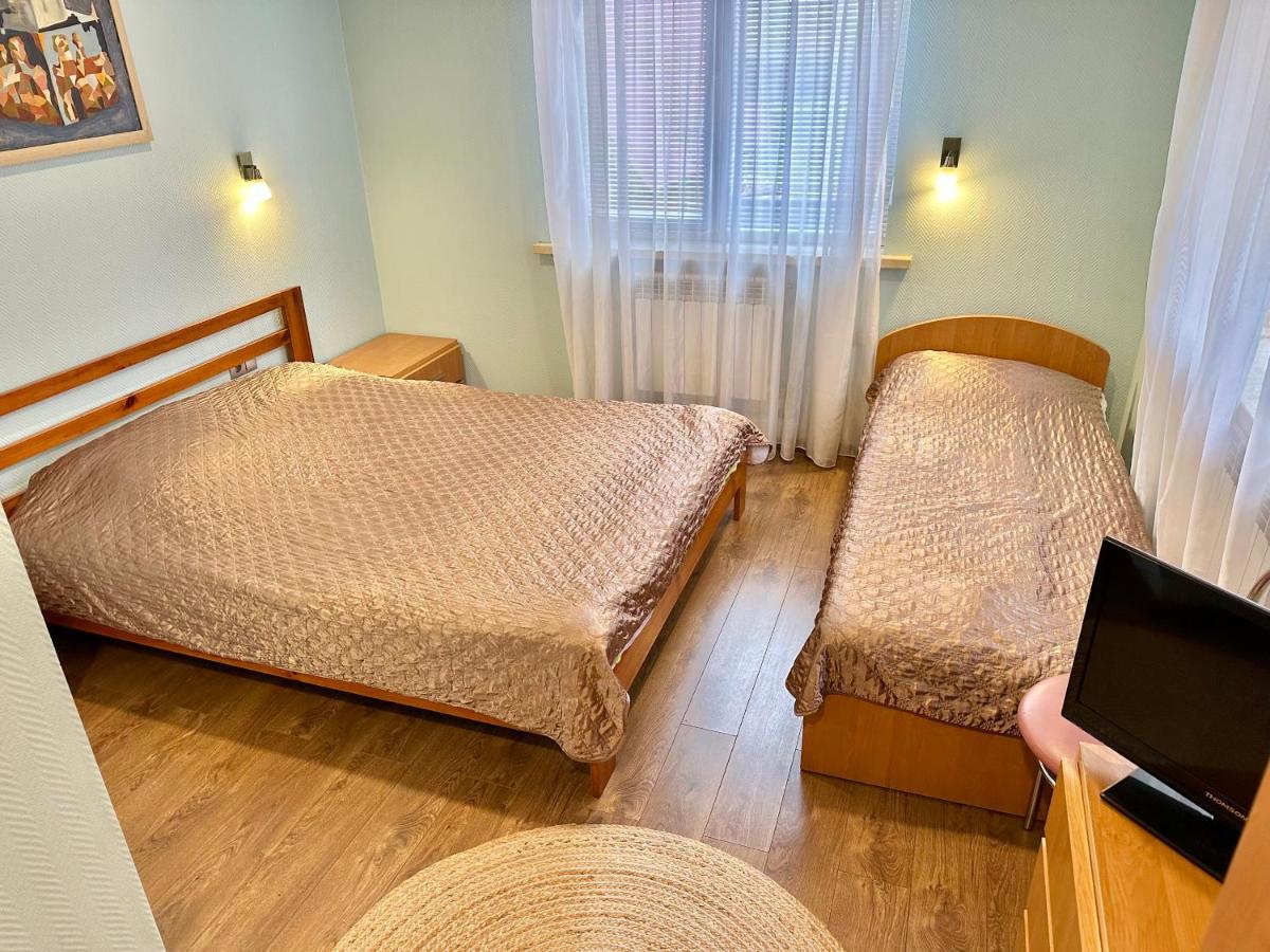 Comfort Triple Room with Shower