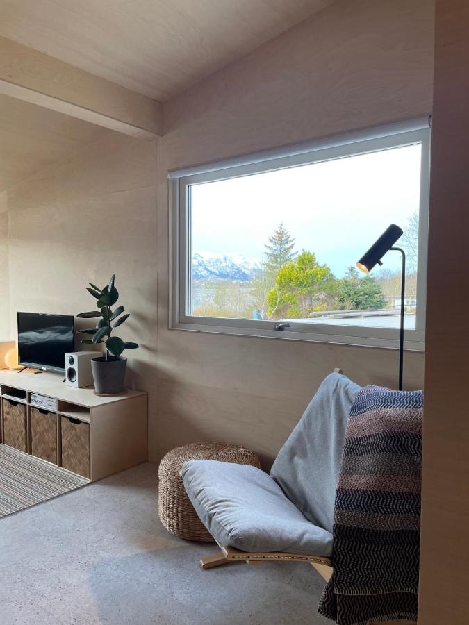Newly renovated apartment by the sea - B&B