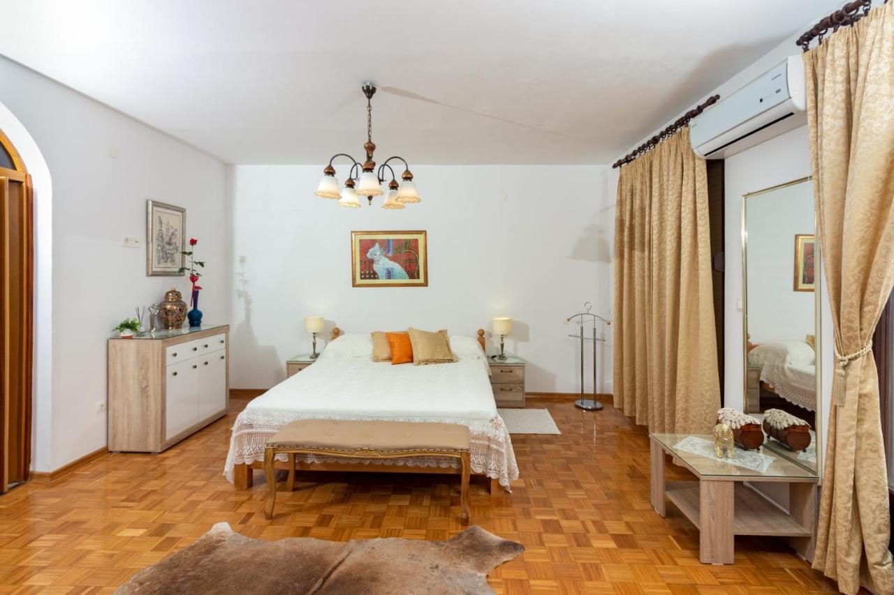 Appartement 1 Chambre - Vue sur Piscine