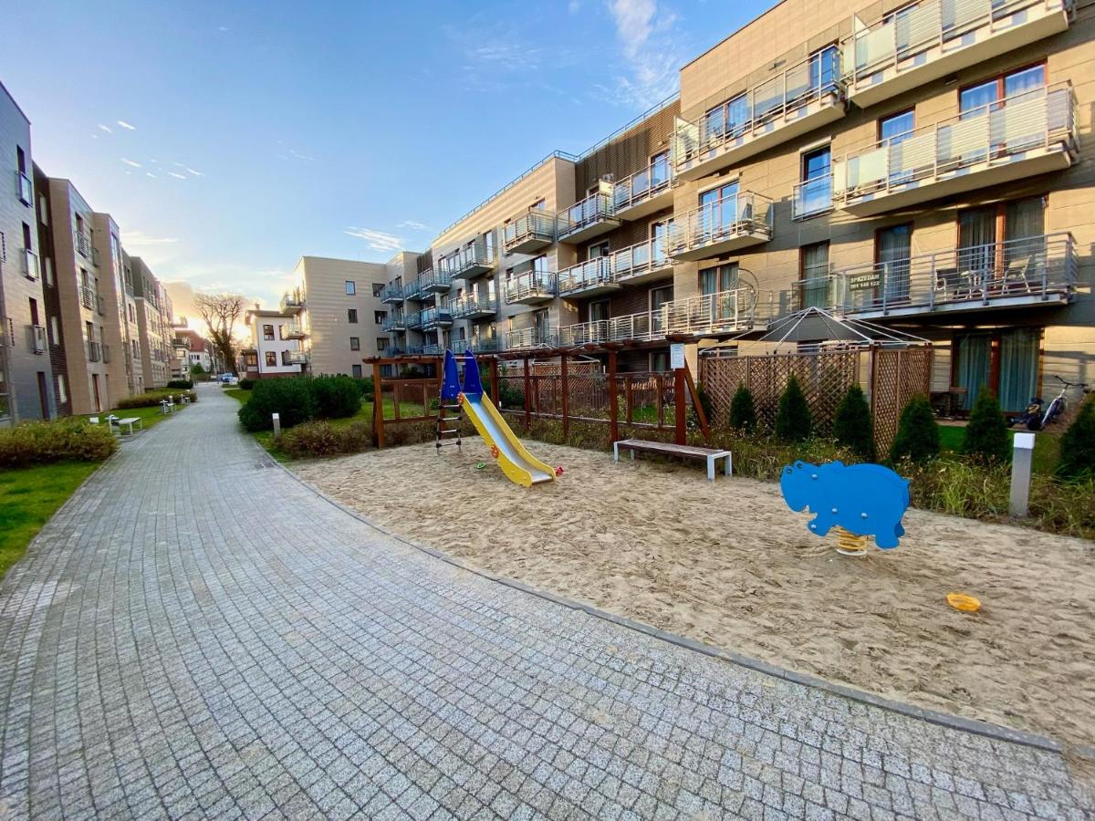 Sunny apartment by the sea with garage - B&B