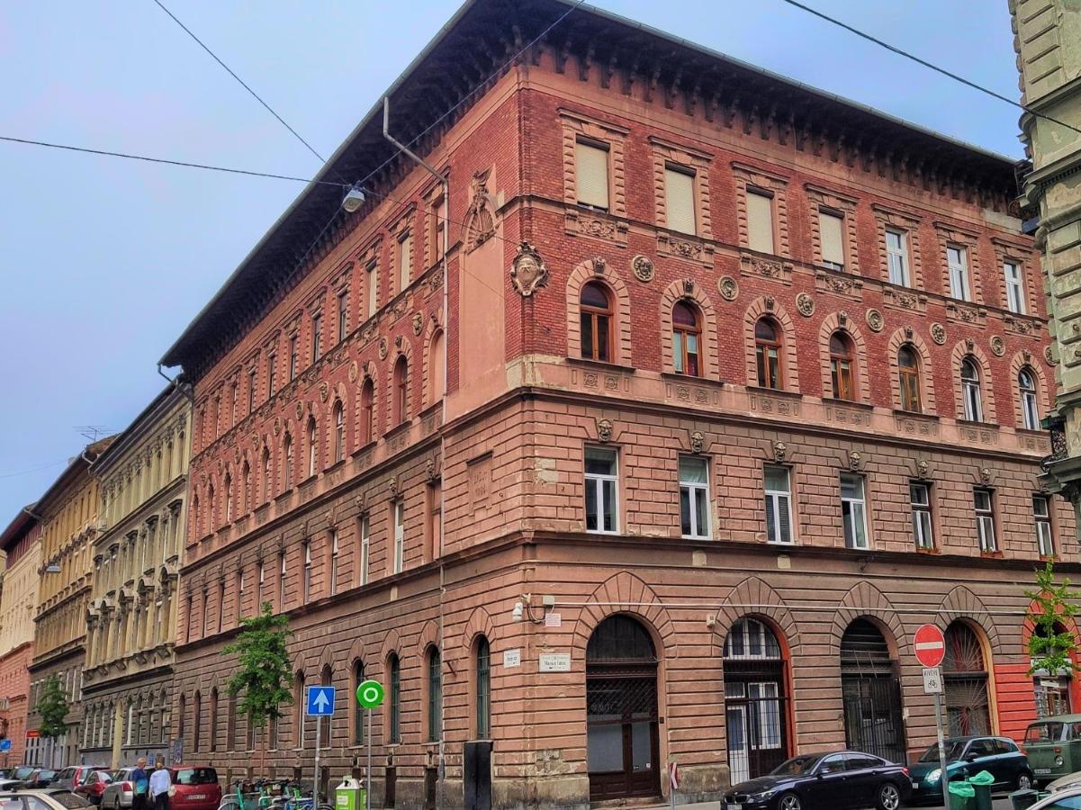 Kucko1 by Sifu - City Park - Chambres d’hôtes Budapest