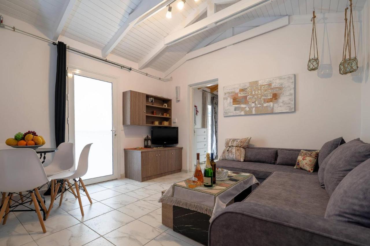 Vadina Apartment 2 - B&B Xirokástellon