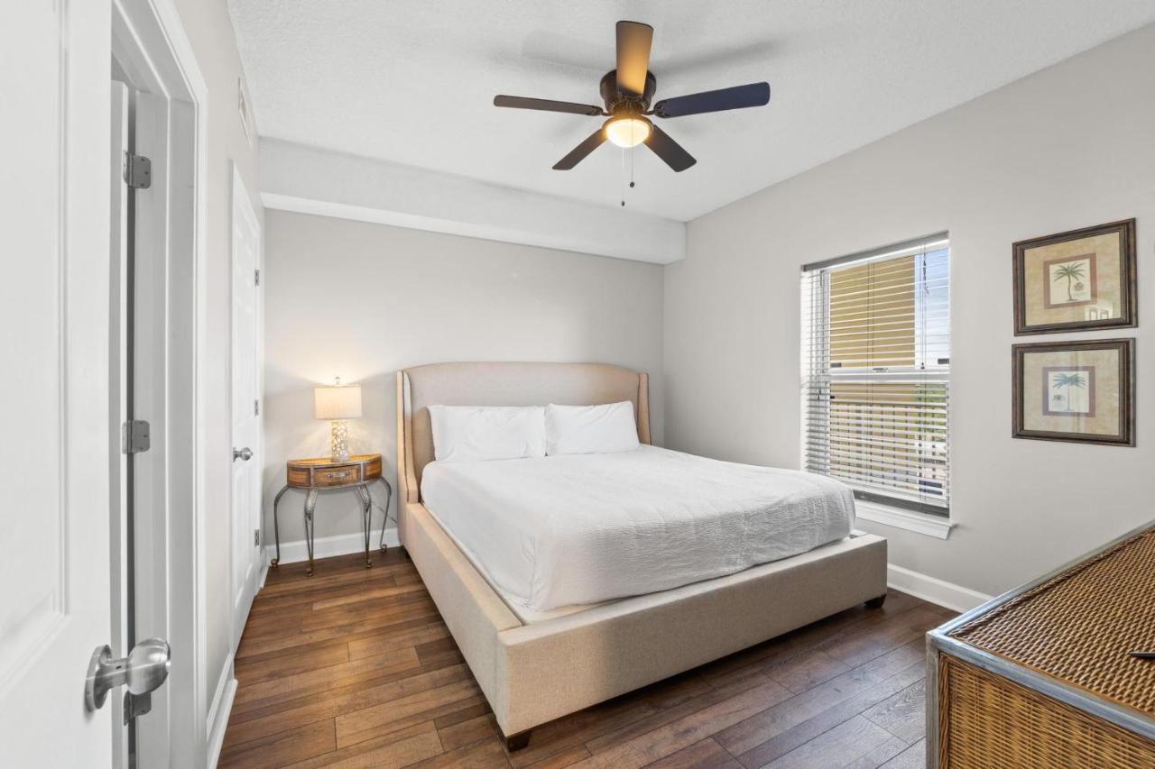 Two-Bedroom Apartment 1209