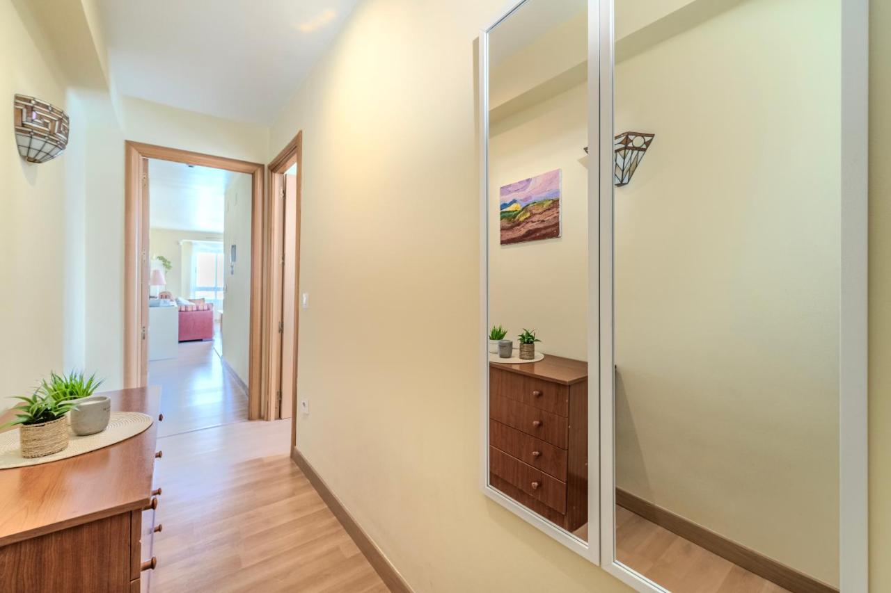 Amplio piso de 100m2 con 3 hab, wifi rápido, AC - Chambres d’hôtes Gandie