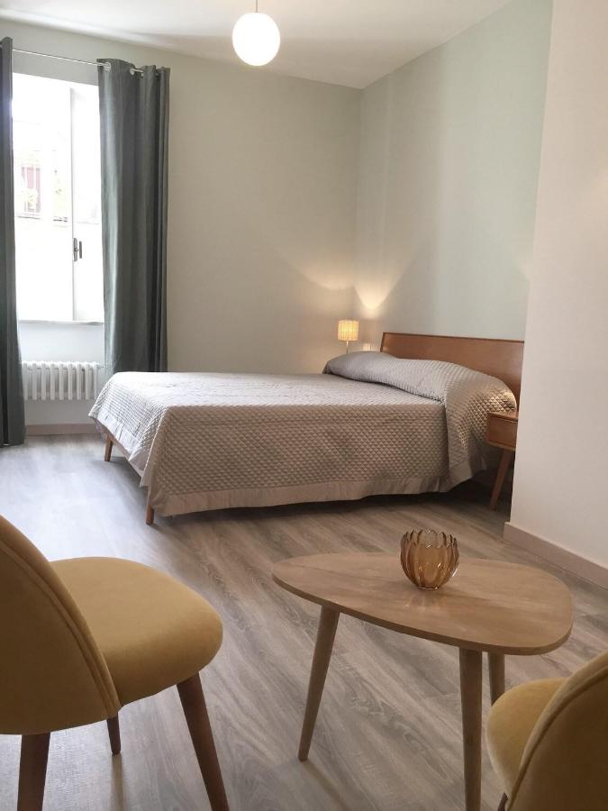Centro Roma Grande - Spacious Apartment Near Spanish Steps, Sleeps up to 6 Guests by LOCAPPART - B&B Roma