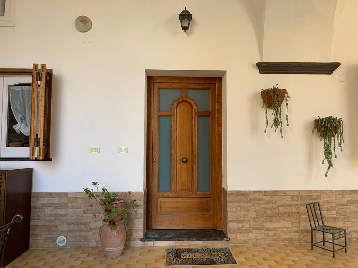 De Vivo Realty - Annygiò House - B&B Meta