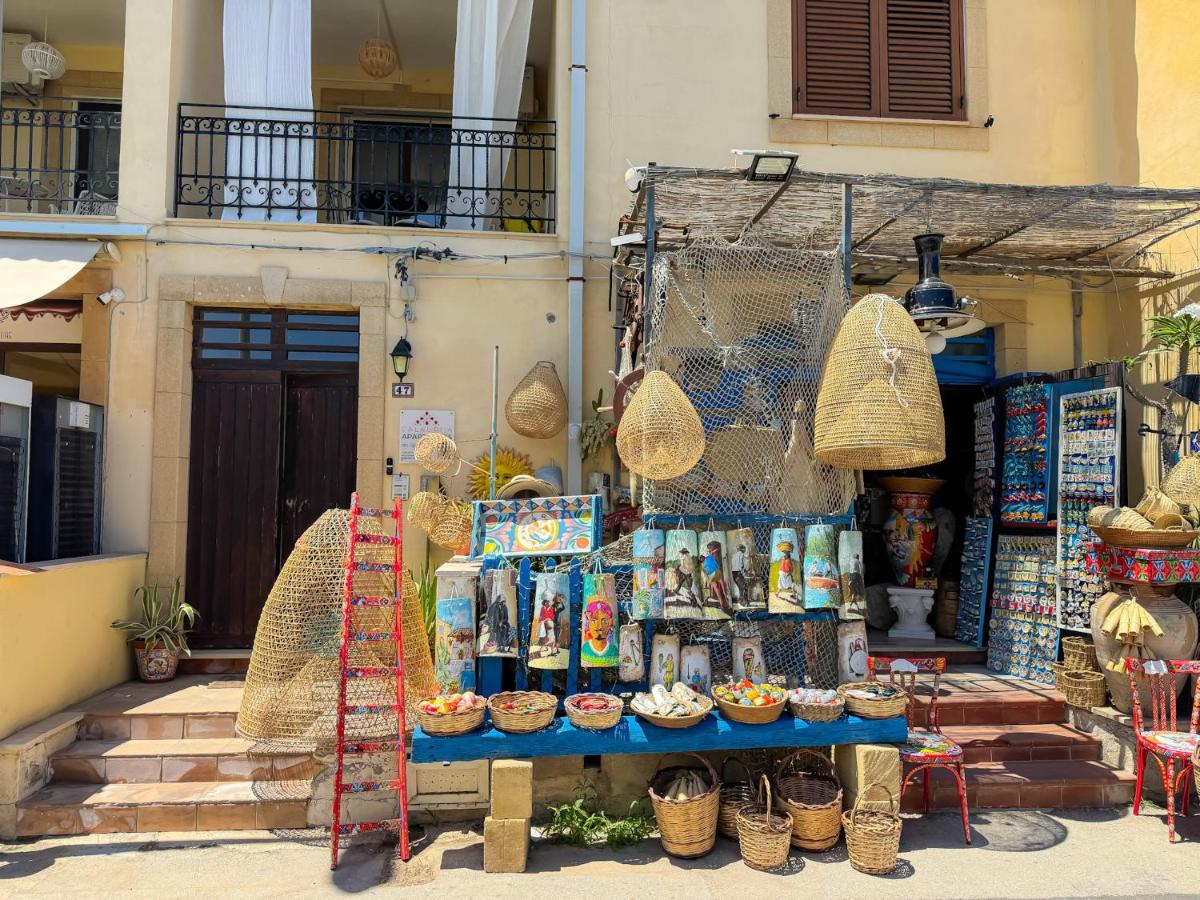 Calauriia Apartments Marzamemi - B&B