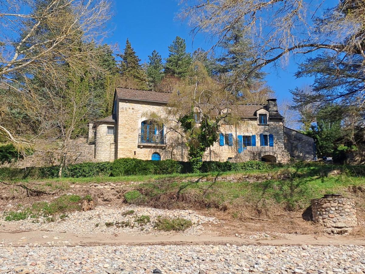 Villa au bord du Tarn avec barnum événement - Bed and Breakfast Montbrun
