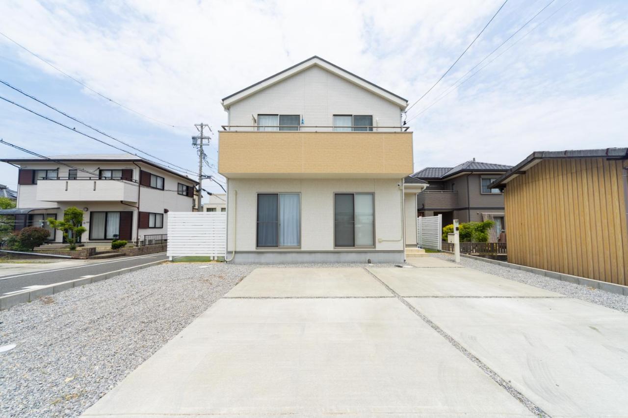 Miraie Suzuka Shimomida - B&B