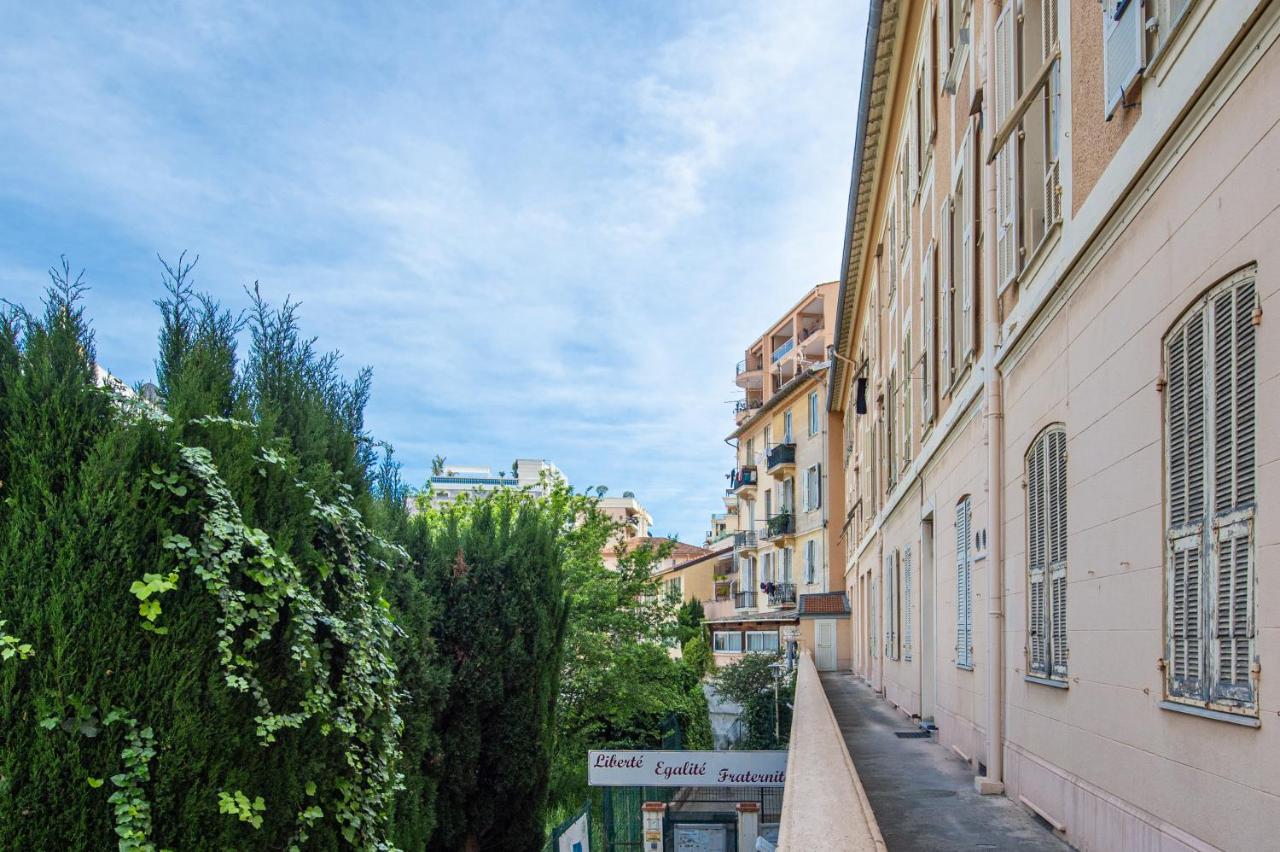 5mn Monaco - Coquet studio avec coin nuit - DQ - Bed and Breakfast Beausoleil