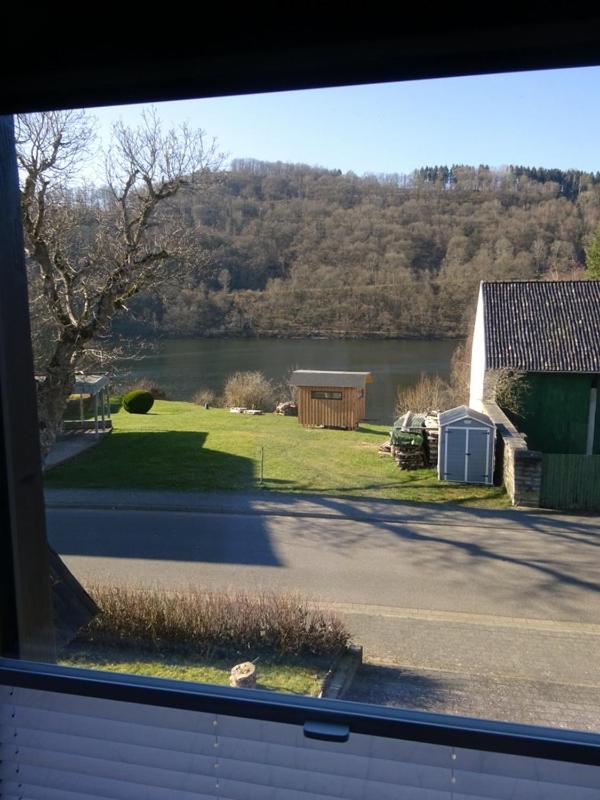 Exklusive, kernsanierte Ferienwohnung am Rursee - Chambres d’hôtes