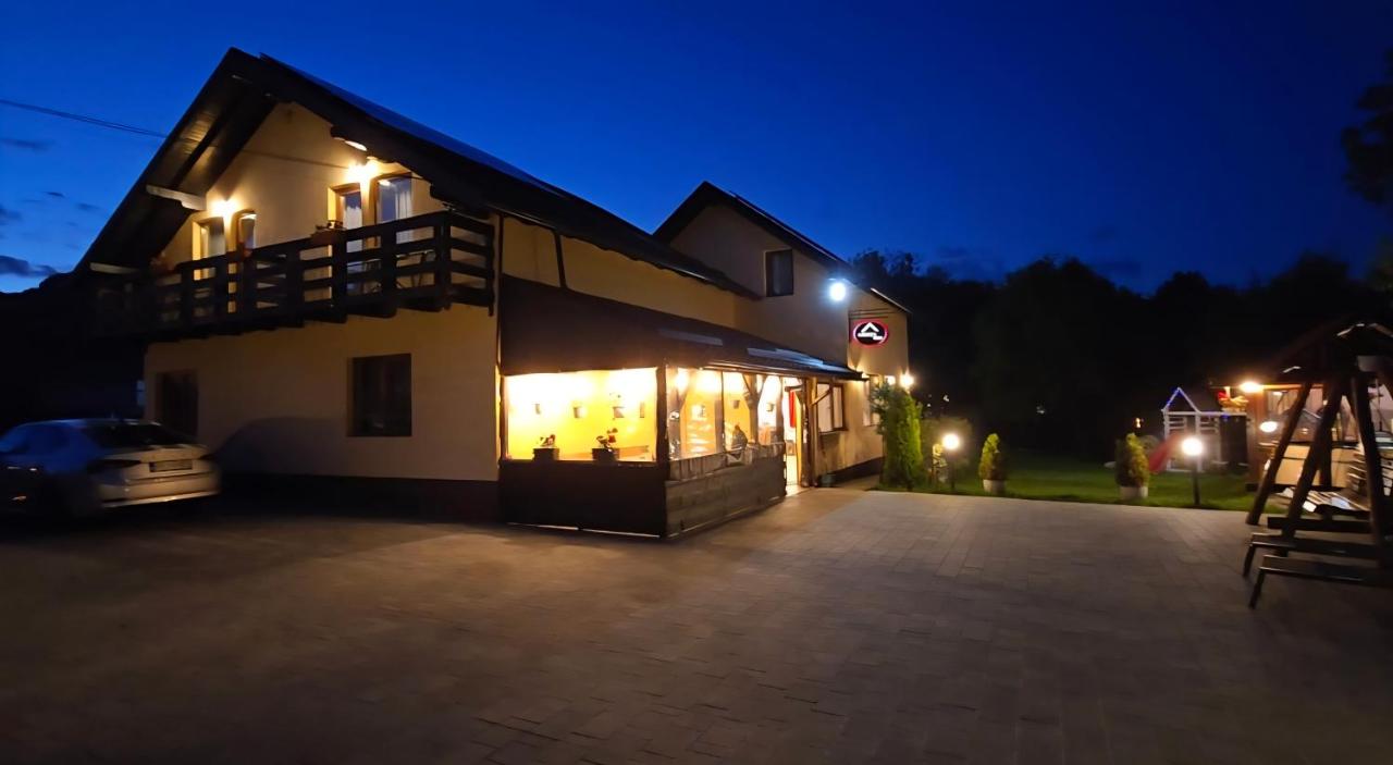 Căsuța GES - Chambres d’hôtes Moieciu de Jos