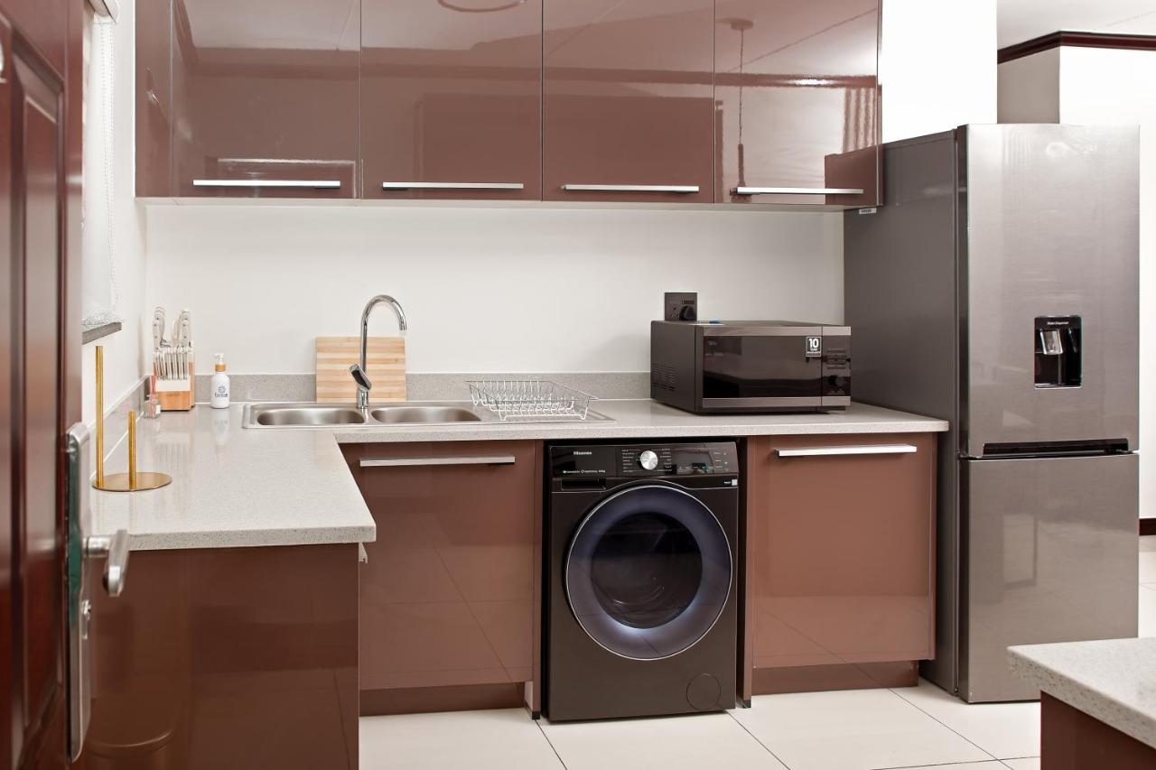 Genesis Luxury Apartments - B&B