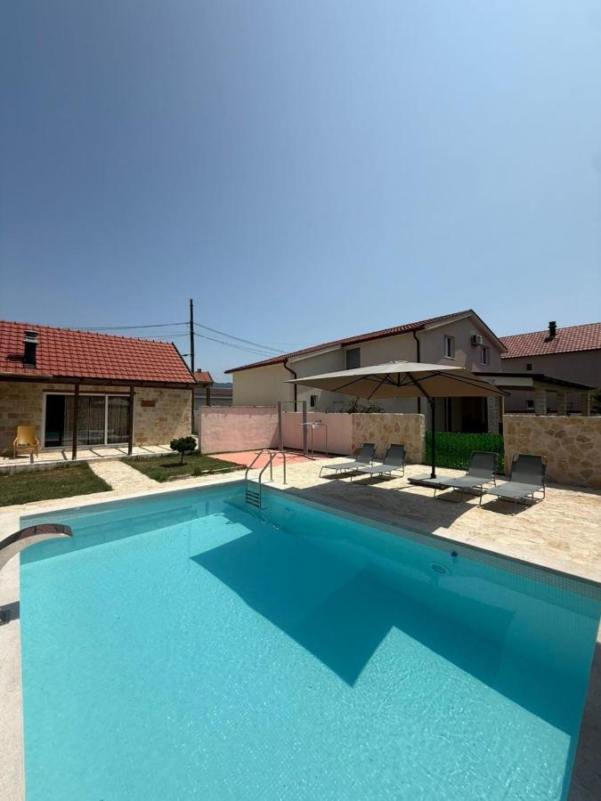 Mila - B&B Kravlja