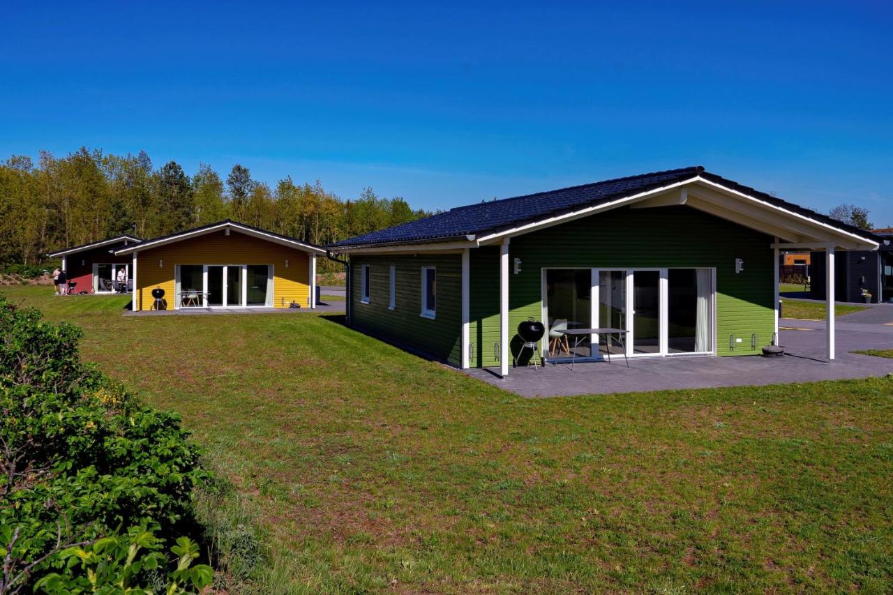 SKAN-PARK Ferienhäuser & Tiny Houses am Bärwalder See - B&B