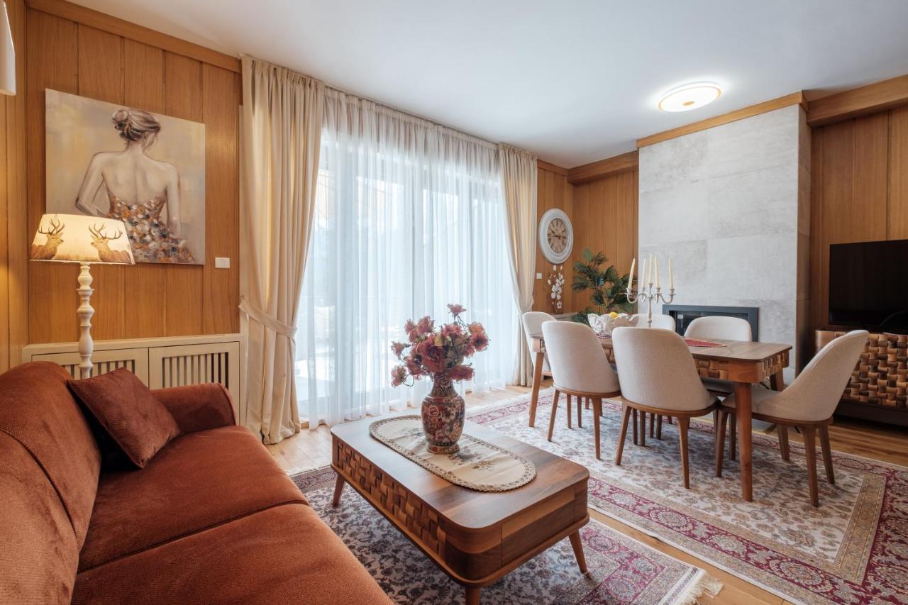 Villa Deluxe