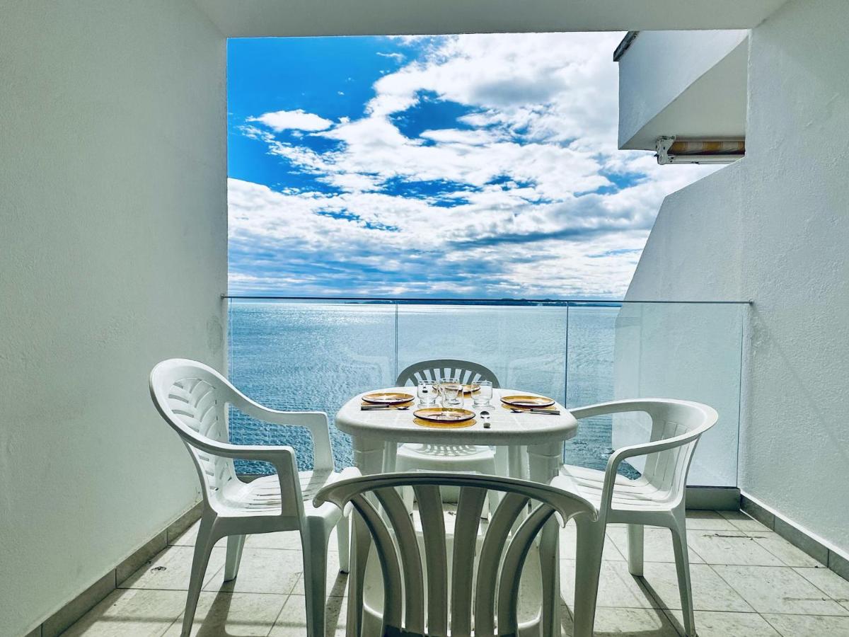 Estudio en Roses con Terraza y Aparcamiento Cerca de la Playa - ES-258-24 - B&B Roses