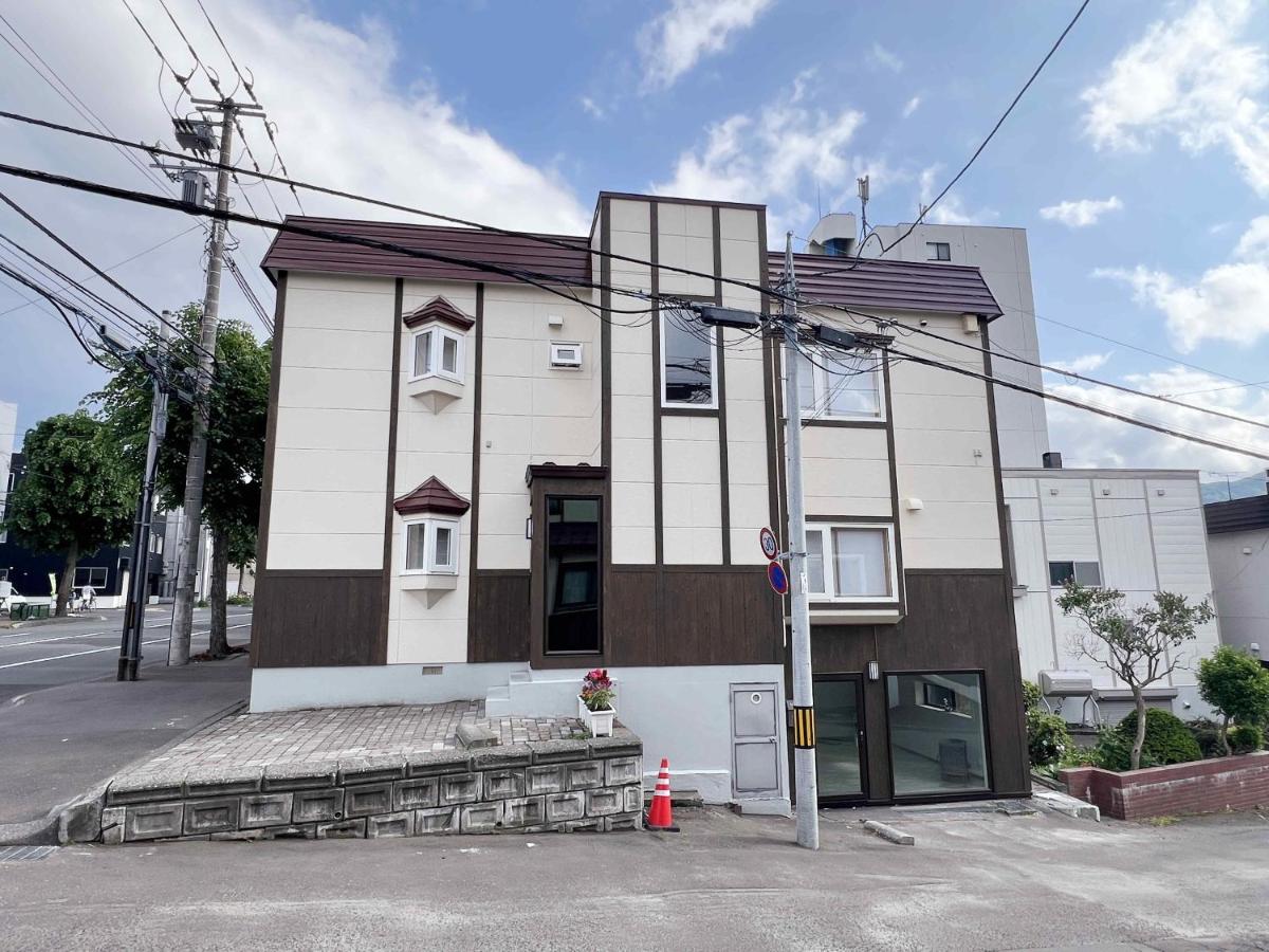 Lampstand STAY Sapporo B栋 独立整层 3房2卫 可住6人 免费停车 近地铁与商圈 - B&B Sapporo