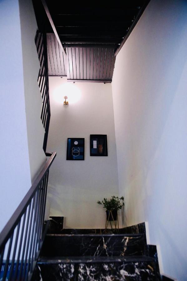 Marvel Villa Margalla View Cozy Escape - Bed and Breakfast Islamabad