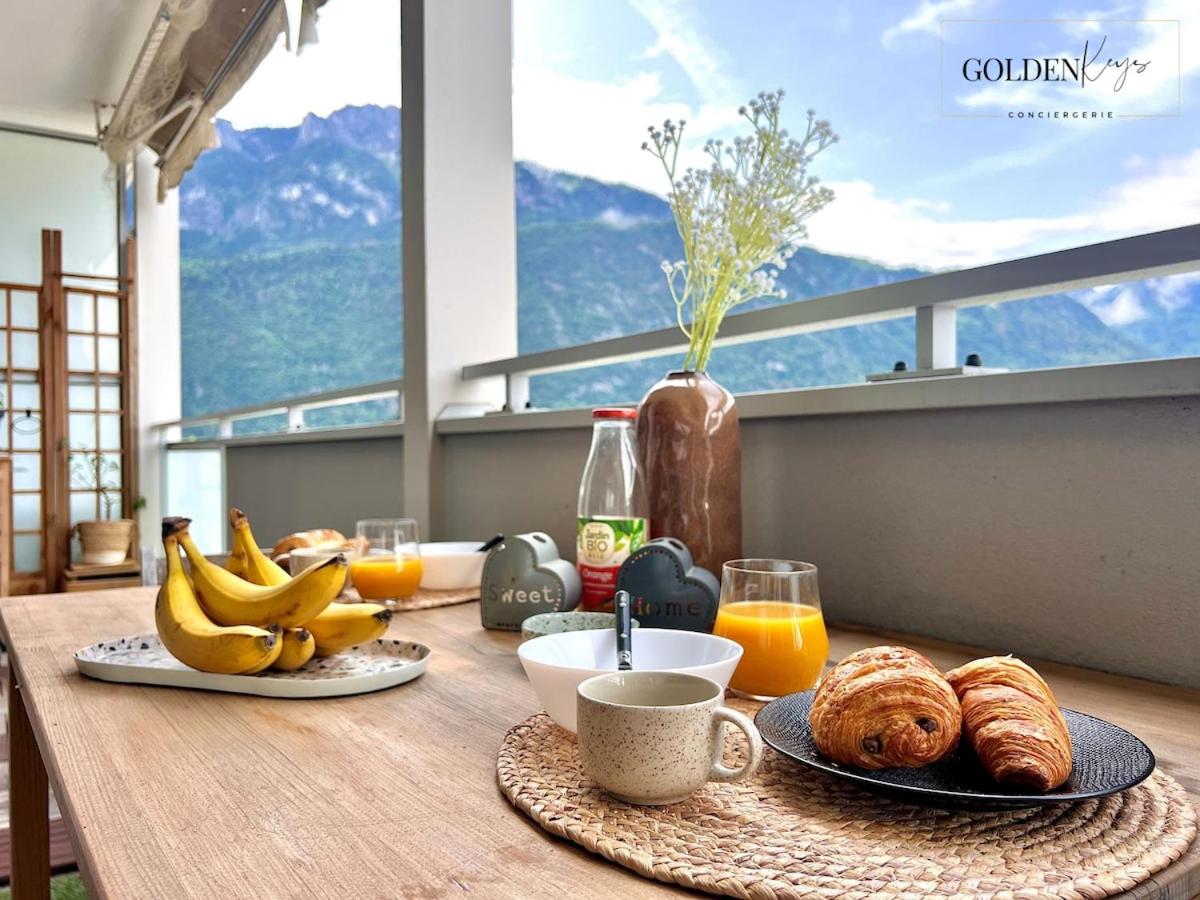 Le Balcon des Alpes - Confort et Vue Unique - B&B
