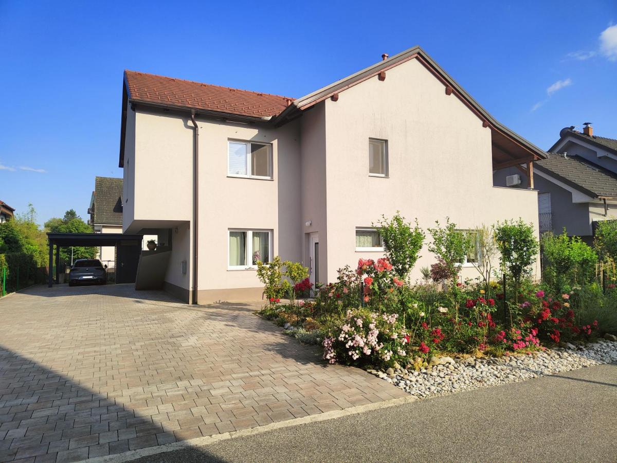 Apartma WALK in - B&B