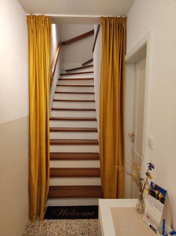Chalet Flandesbach - B&B Velbert