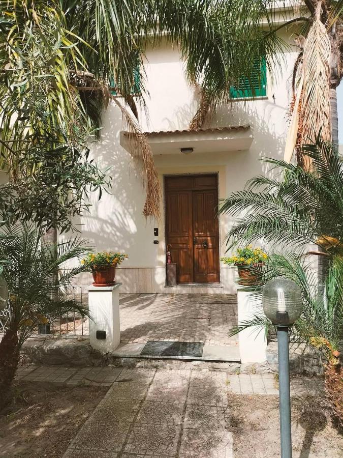 La Villa - Ferienwohnung Roccella Ionica