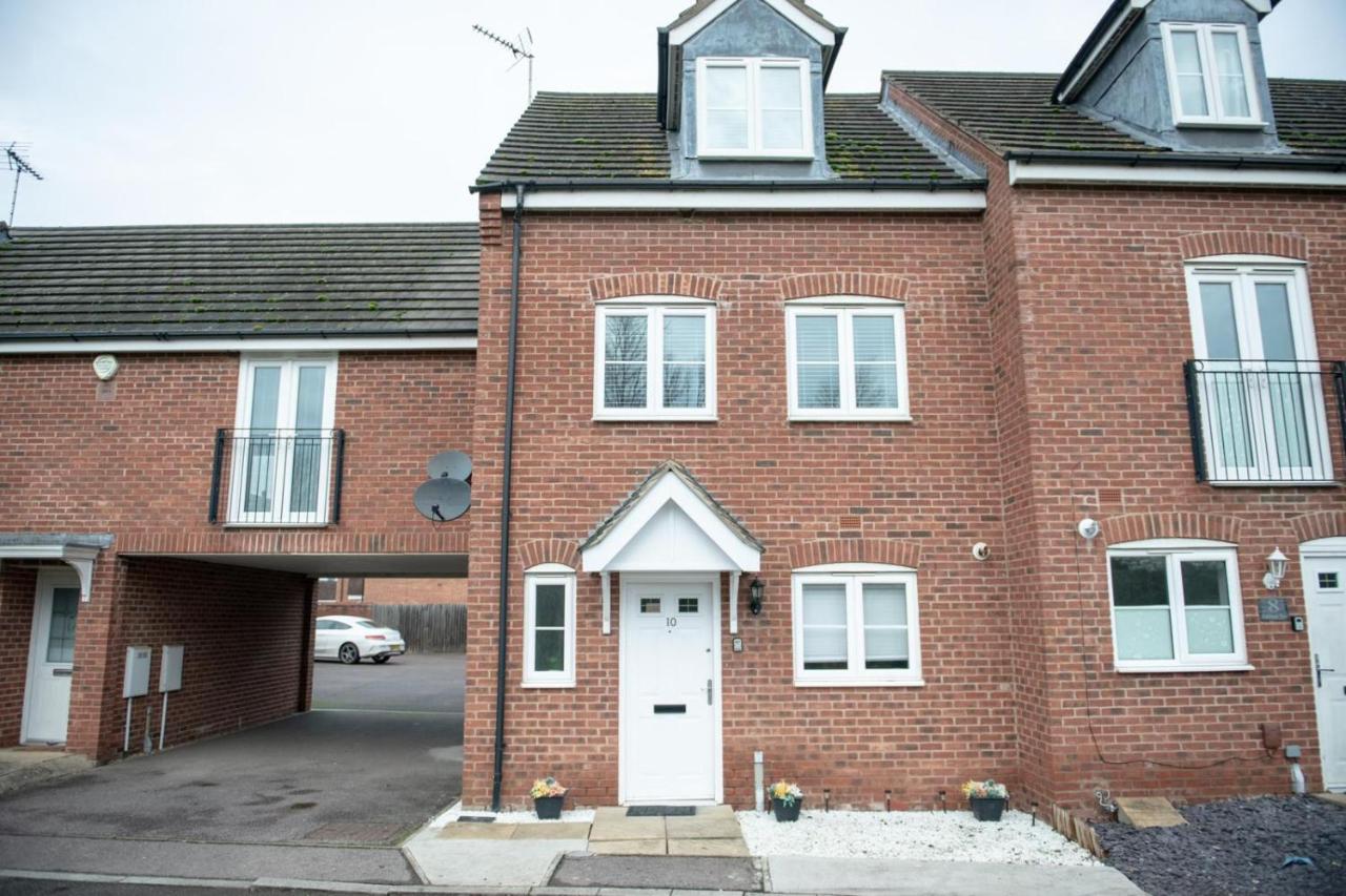 4-Bed, Sleeps 6, contractors welcome! - B&B