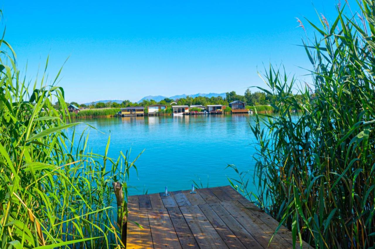 GrinRiver Ada Bojana - B&B Ulcinj