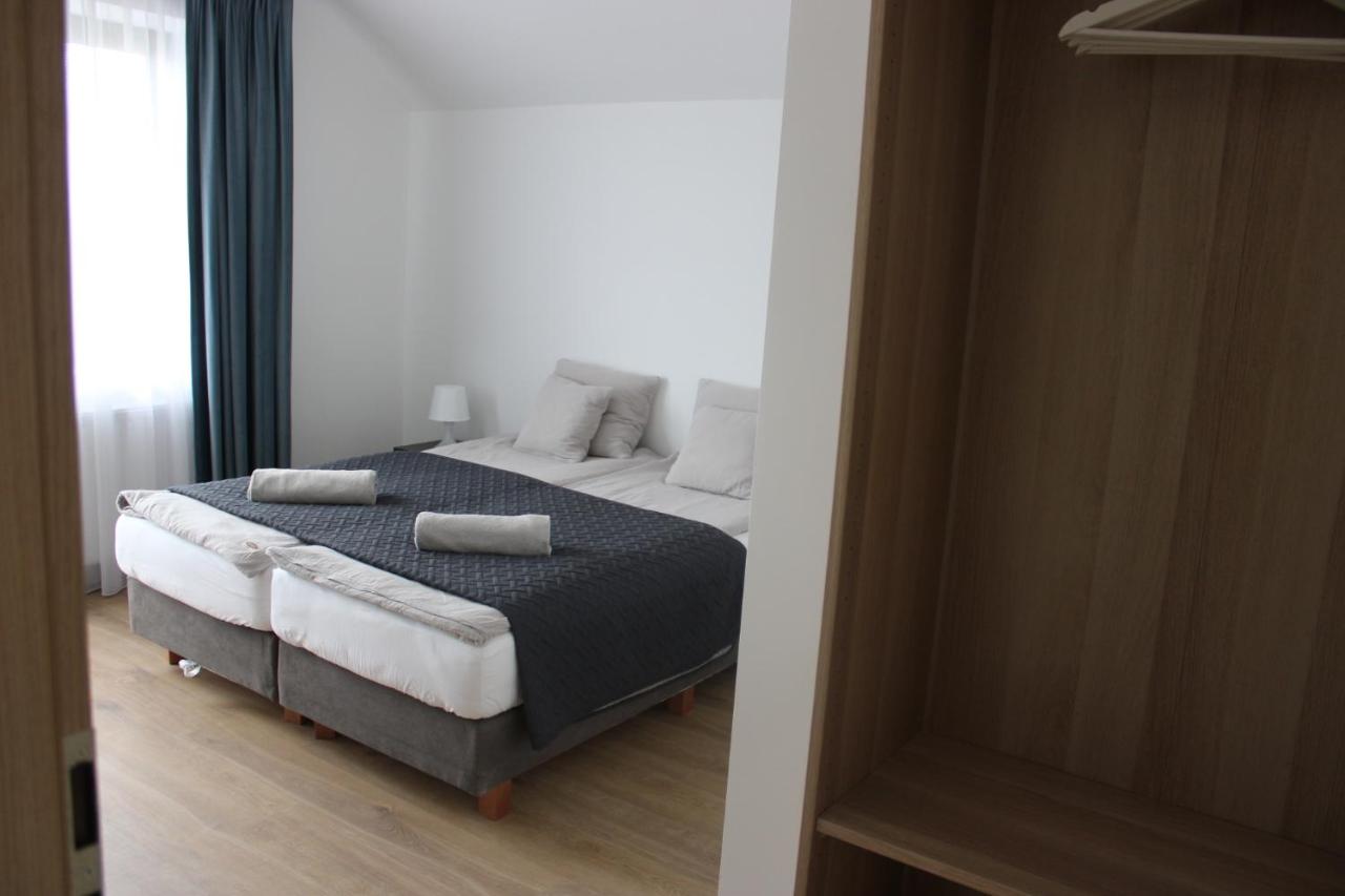 Three-Bedroom Deluxe Apartment