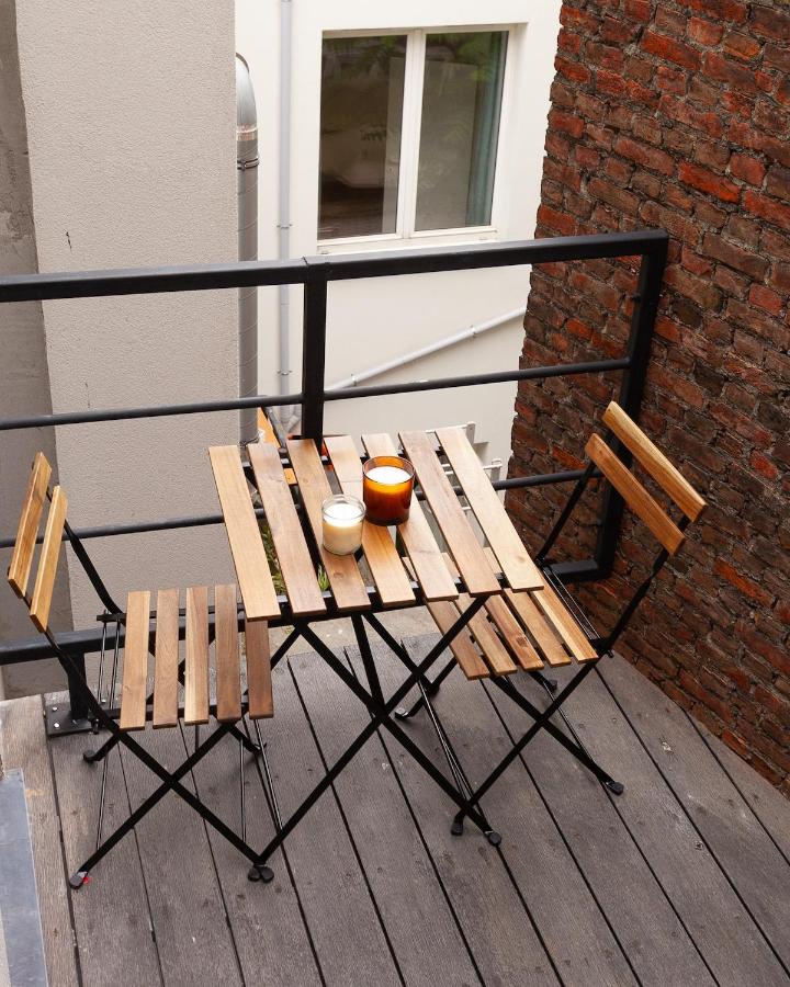 1 BR Stylish flat with balcony - Chambres d’hôtes Anvers