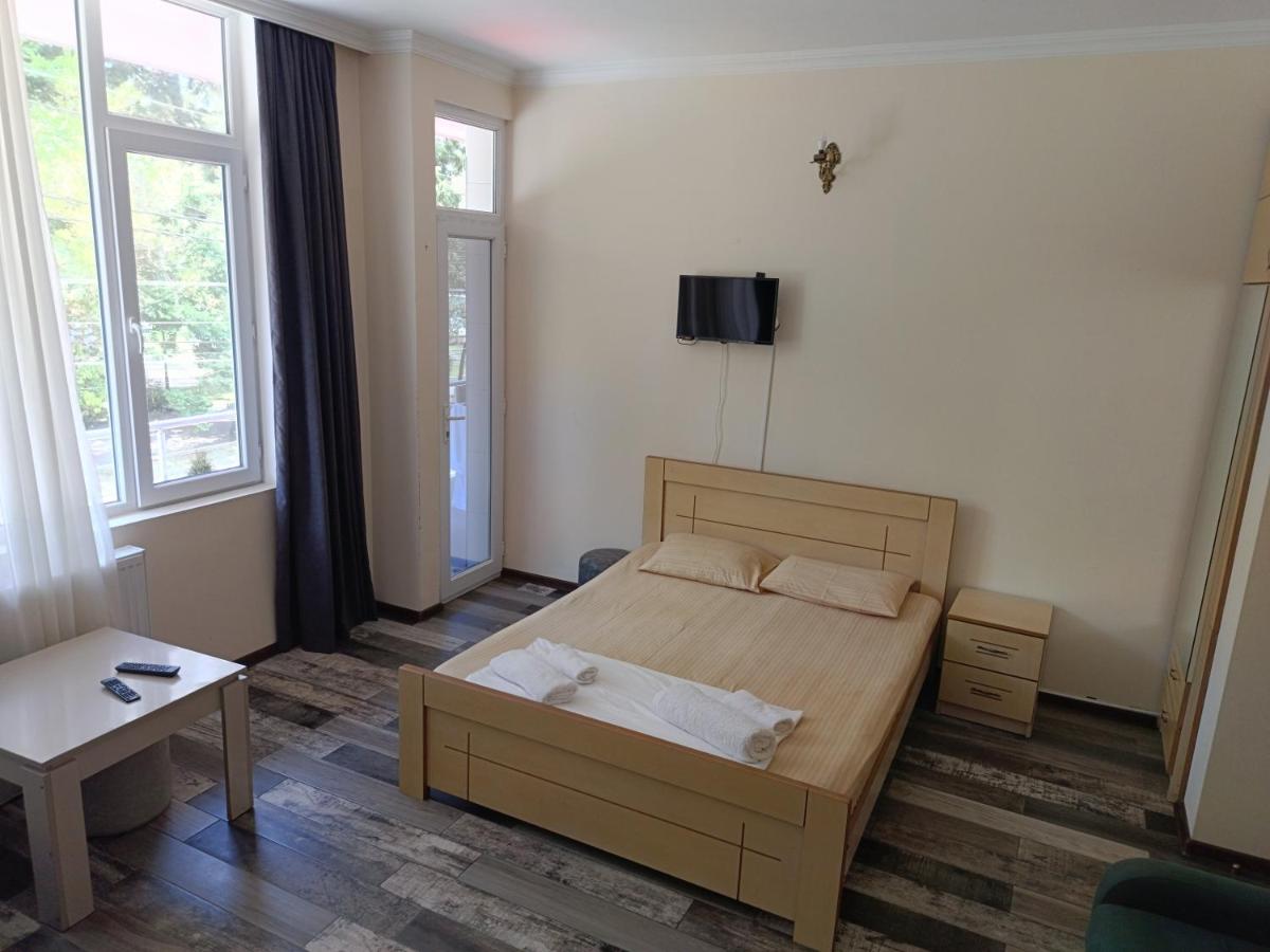 Deluxe Double or Twin Room with Balcony