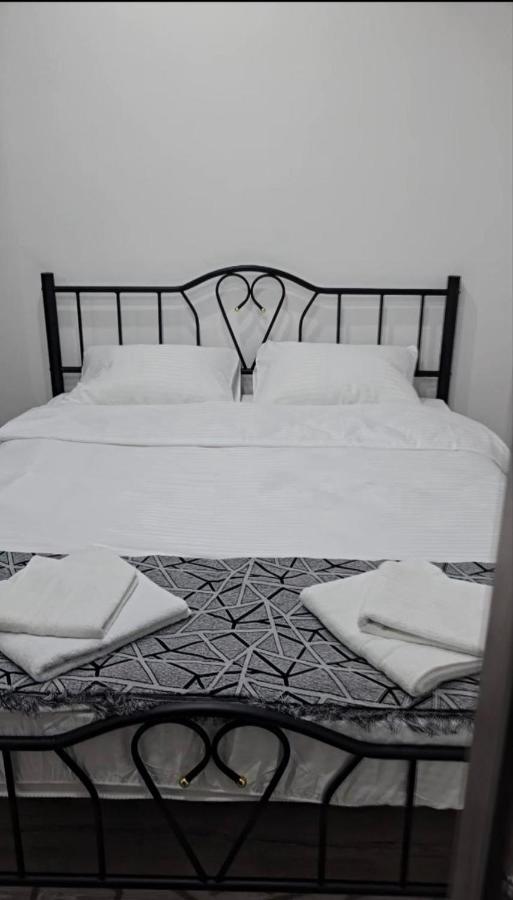Small House ApartHotel - B&B