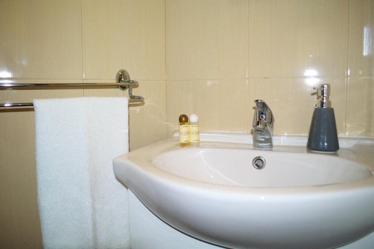 Chambre Triple avec Salle de Bains Privative