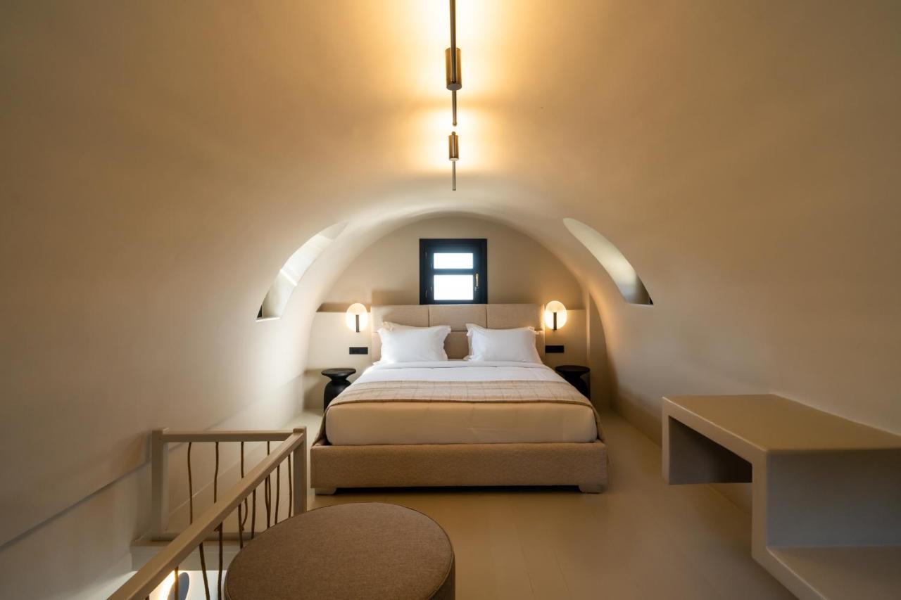 Split Level Cozy Suite with Caldera View