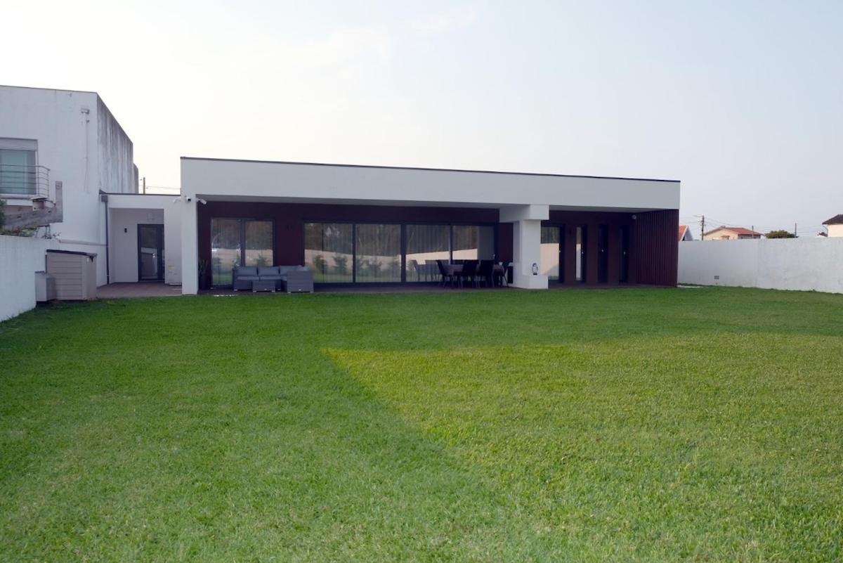 Olive House - 4 bedrooms - B&B Gafanha