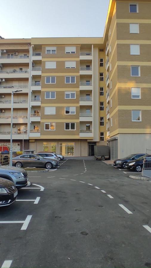Apartment Lena 51 - Ferienwohnung Banja Luka