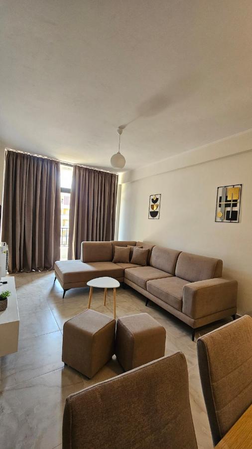 Gray Mirage Apartment near the beach - B&B Orikum