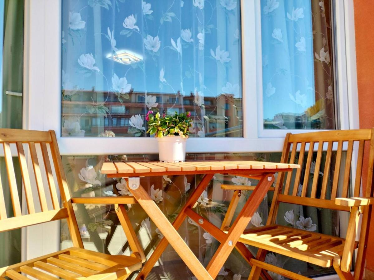 Апартамент Елоисета с паркомясто - B&B