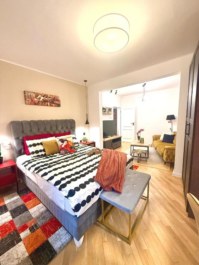 Luxury apartment in the heart of Sofia - Ferienwohnung Sofia