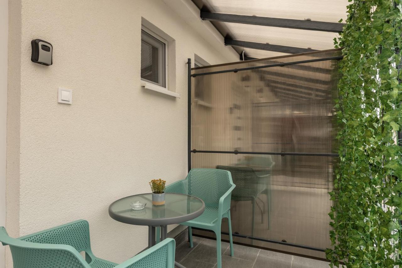 Csibészke vendégház - B&B Tiszacsege