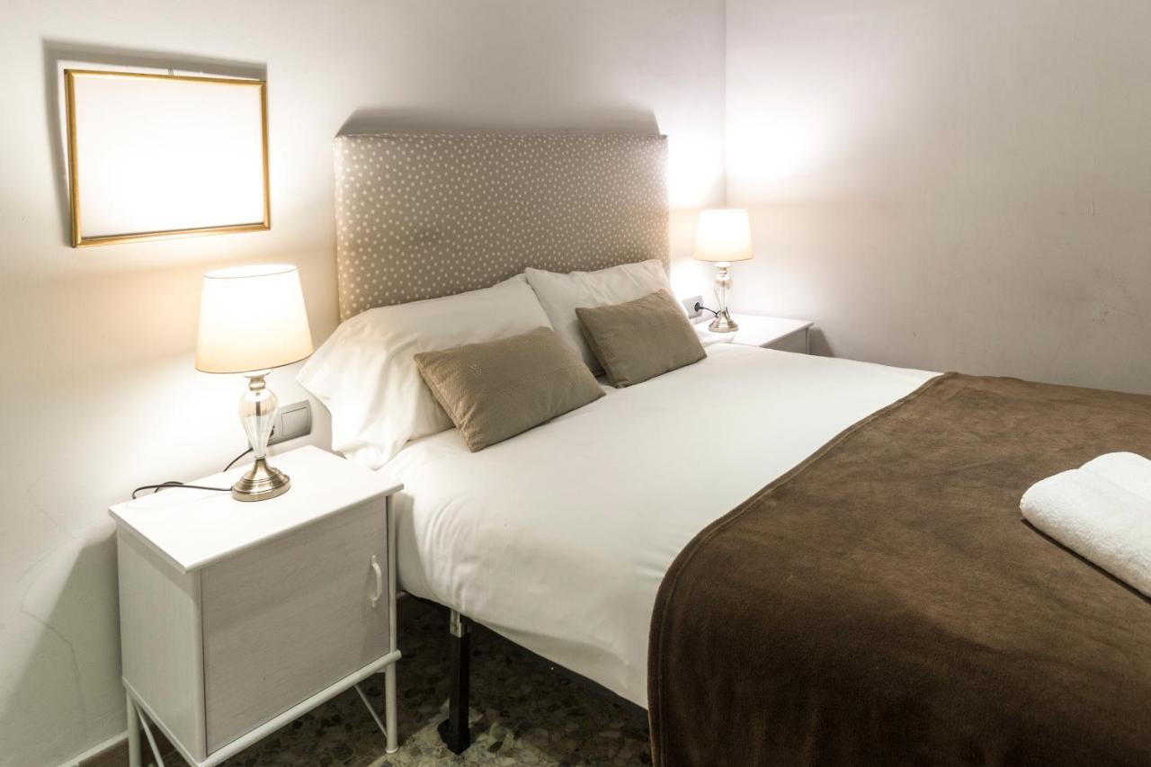 Autèntic Arc de Triomf Apartment - B&B Barcellona
