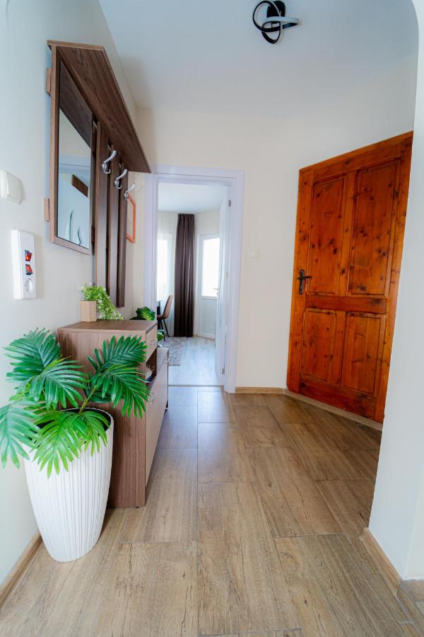 YaVi's Central Apartment - B&B Veliko Tarnovo