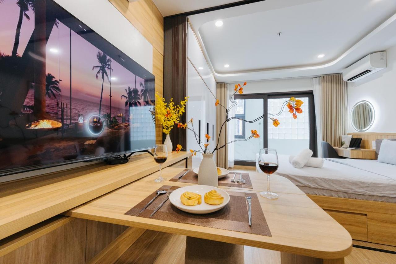 Studio mit Balkon