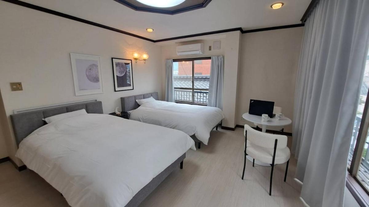 5 min walk from Matsumoto station Sky View Apartments Spacious 4BDR - B&B