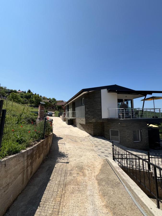 Velestovo Panorama House - Chambres d’hôtes Velestovo