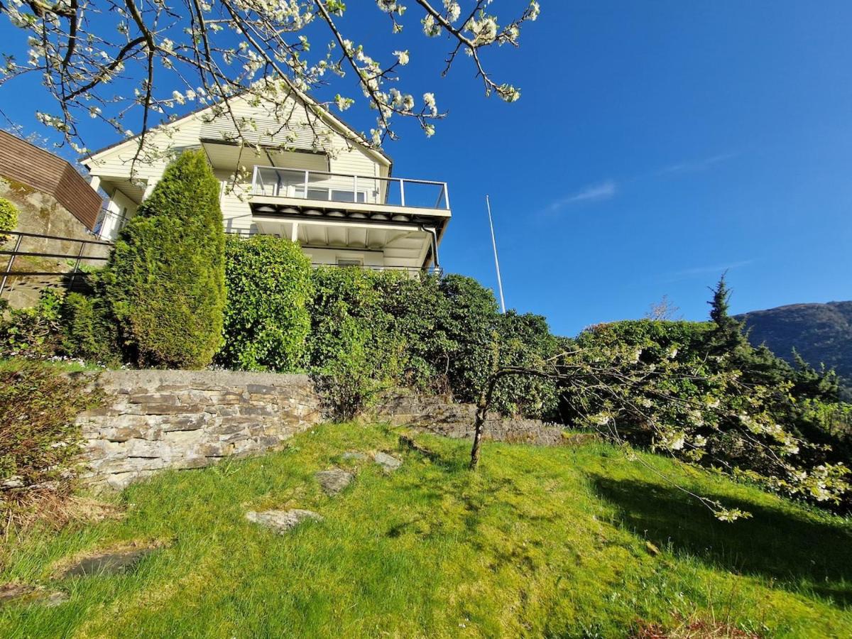 Cozy flat with lake view and 15 min from Bergen - Ferienwohnung Bergen